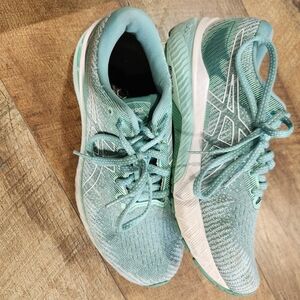 ASICS Women's Aqua Athletic Shoes